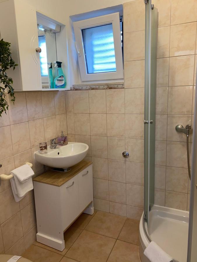 Apartment Sara Trogir Ngoại thất bức ảnh