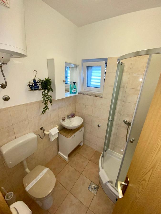 Apartment Sara Trogir Ngoại thất bức ảnh