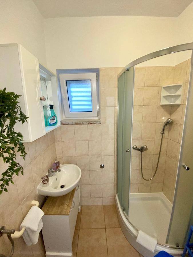 Apartment Sara Trogir Ngoại thất bức ảnh