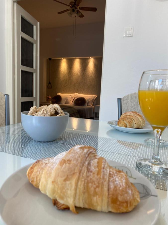 Apartment Sara Trogir Ngoại thất bức ảnh
