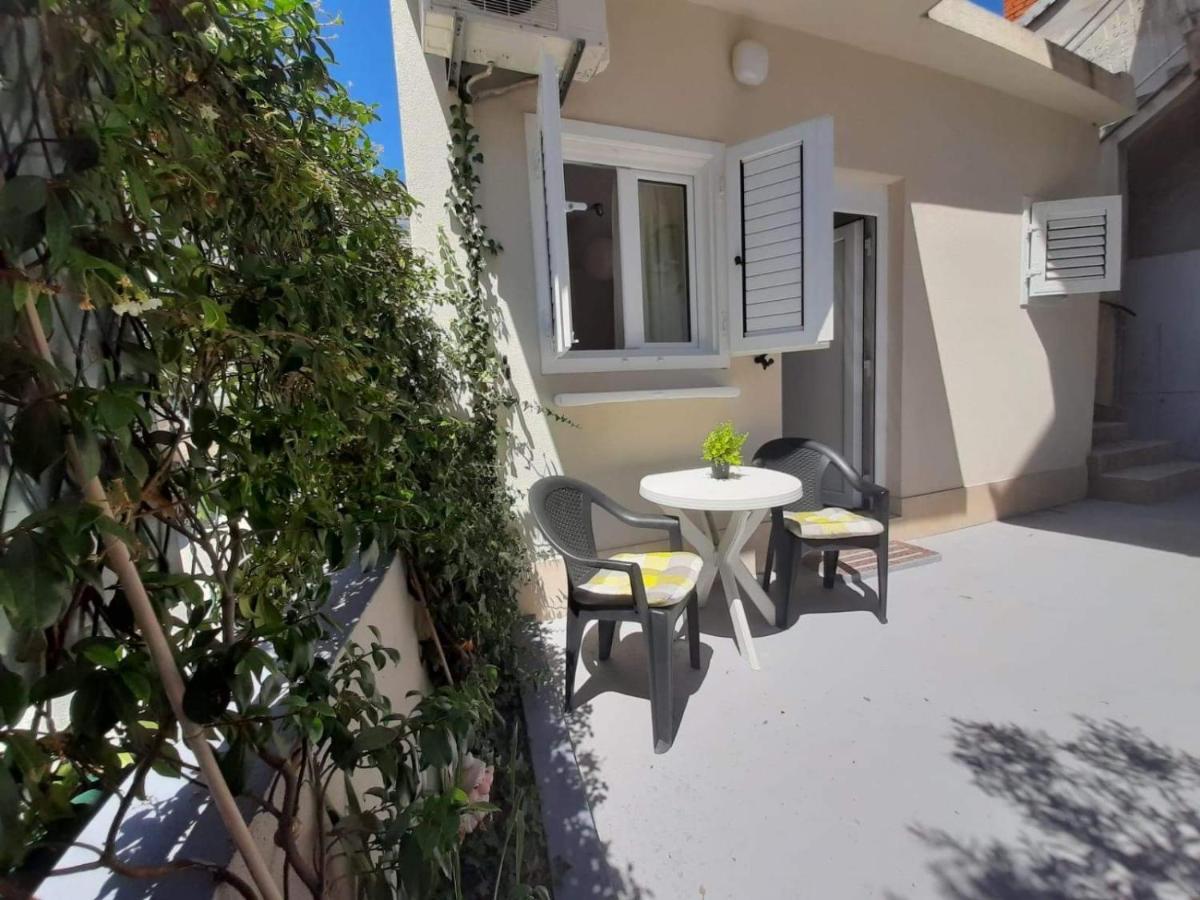 Apartment Sara Trogir Ngoại thất bức ảnh